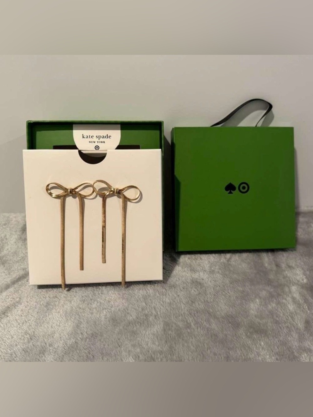Kate Spade New York Gold Bow Snake Chain Tassel Drop Dangle
Earrings w/Gift Box